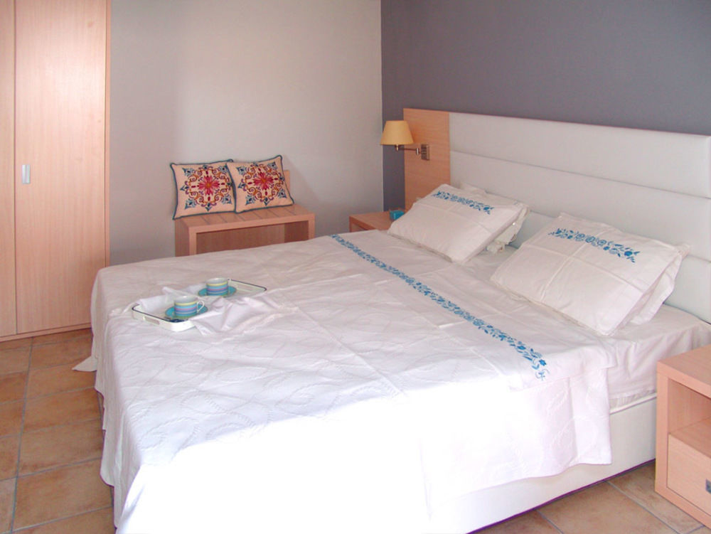 Enalia Gi Aparthotel Límni Екстериор снимка